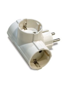 ADAPTADOR ELEC 79 83 63 TT 16A 250V TRI LAT POLIC BL FAMAT